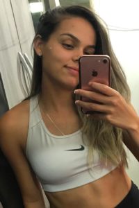 Gabi Portilho hot